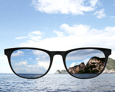 polarized sunglasses lens