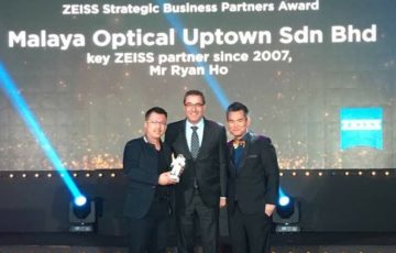 2017 11 Zeiss Partner Award 1 2